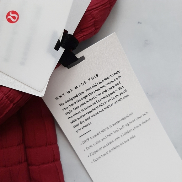 Lululemon Serene Travels Reversible Bomber Jacket - Picture 4 of 9